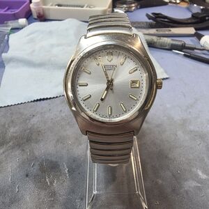 Citizen Quartz 2510-S011604